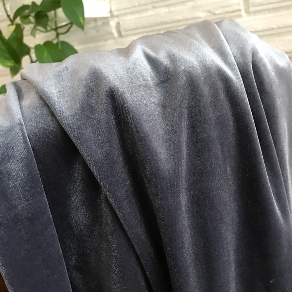 Urban Outfitters Kimchi Blue Velvet Mini Dress - Picture 5 of 5